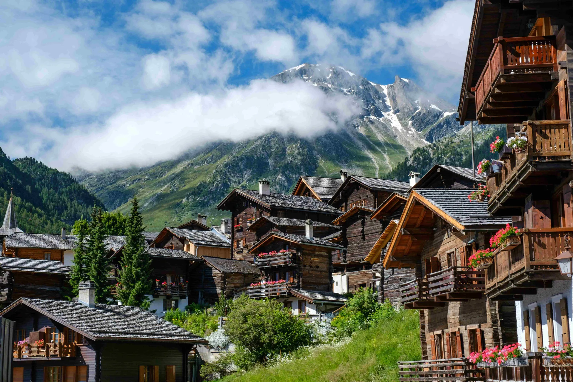 Best Things to Do in Switzerland for Couples, Families & Nature Lovers