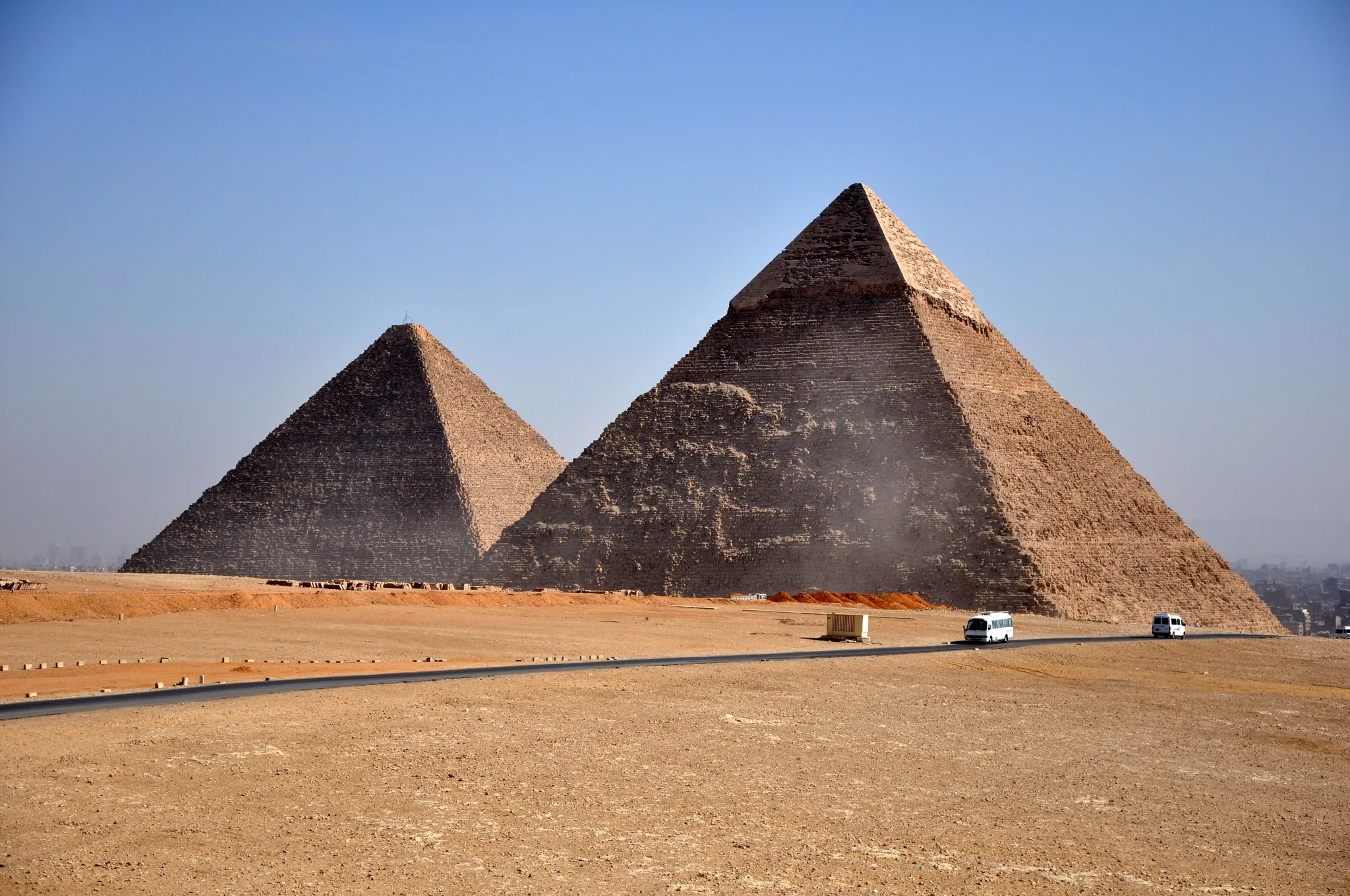 A Complete Guide to Visiting the Pyramids of Giza