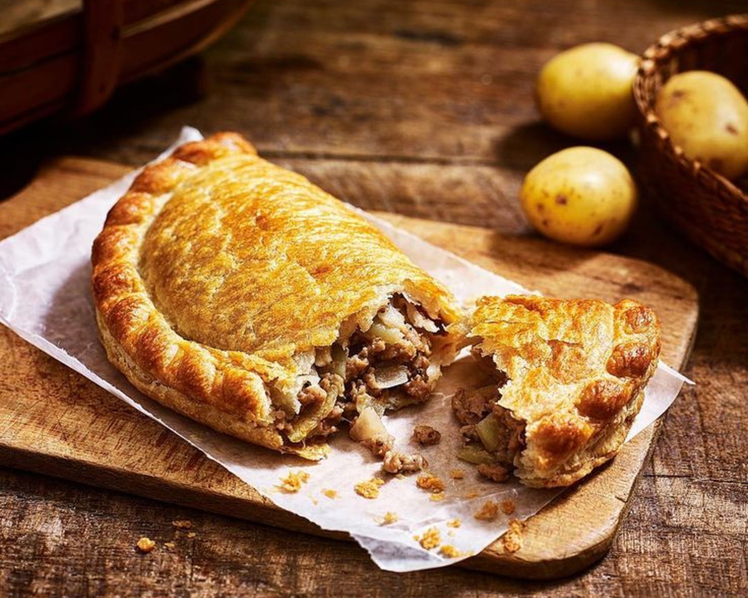 Sha Phaley (Meat Pastry)